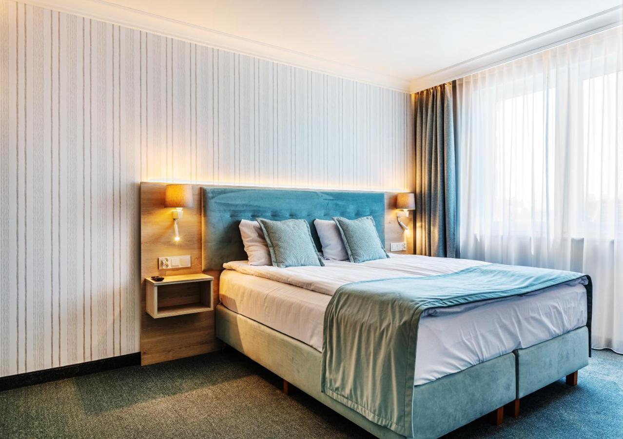 Belmar Park & Hotell *